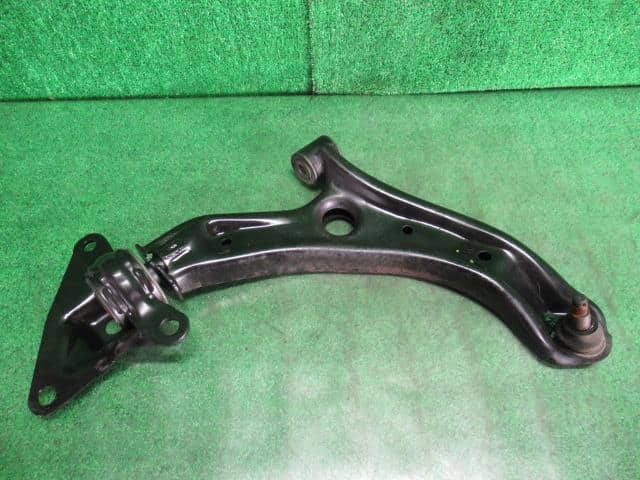 [Used]Front Right Lower Control Arm HONDA Fit 2010 DBA-GE6 51350TF0030 ...