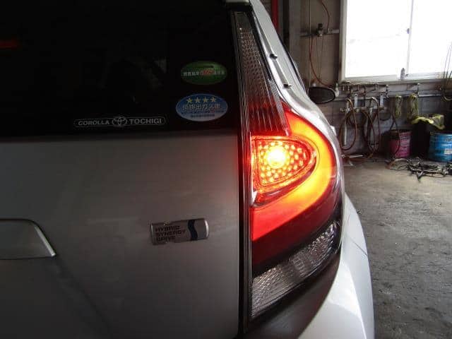 Used]Aqua NHP10 Right Tail Lamp 52-309 81551-52E90 [S1] - BE