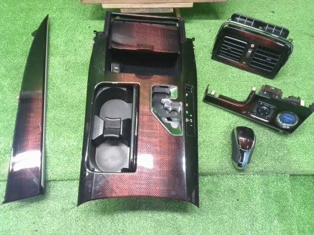[Used]Instrument Panel TOYOTA Crown 2016 DAA-AWS211 5880430F00E3 - BE ...