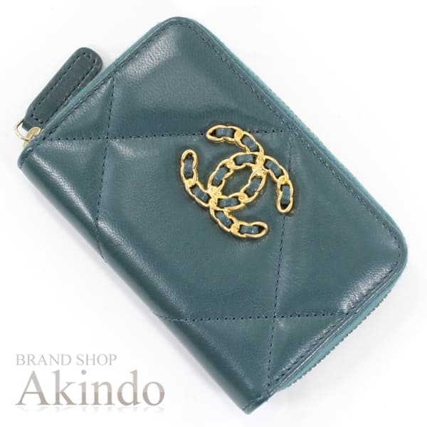 [New][　, 　] CHANEL CHANEL 19 YIN case lambskin green green Coco Mark coin  Perth 　 leather genuine leather