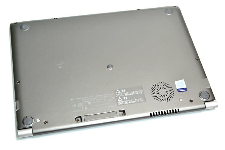 第8世代】ノートパソコン dynabook R63/DN i7-8650U 東芝、第8世代Core