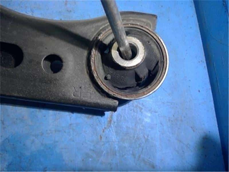 [Used]Front Right Lower Control Arm SUBARU Legacy 2012 DBABR9