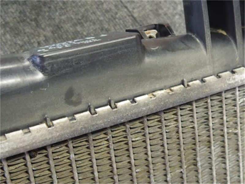 [Used]Radiator TOYOTA Vitz 2001 TA-SCP10 1640023111 - BE FORWARD Auto Parts