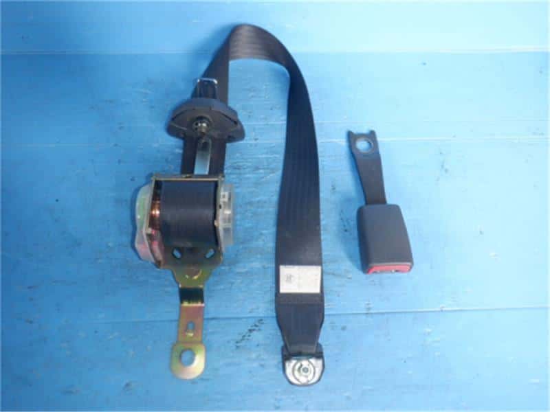 1997 toyota corolla seat belt buckle deals