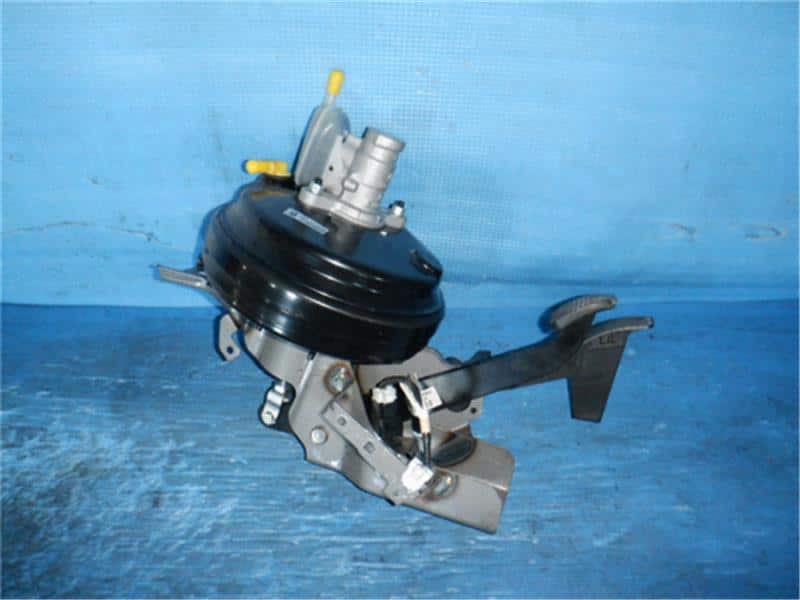 used-brake-booster-nissan-nv350-caravan-2014-ldf-cw8e26-d72103xb0b