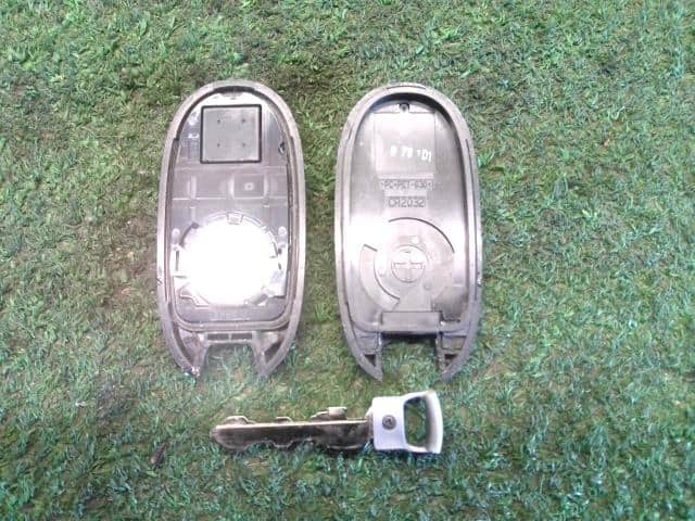 [Used]Keyless Entry Remote Control Key SUZUKI Wagon R 2011 DBA-MH23S ...