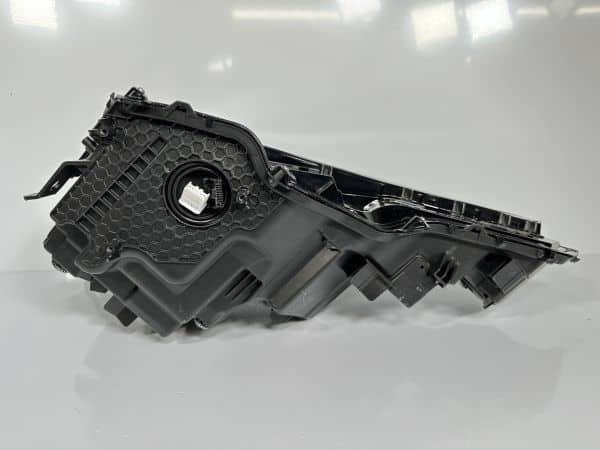 Used]Lexus UX250h/UX200 MZAH10/MZAH15/MZAA10 Genuine Right