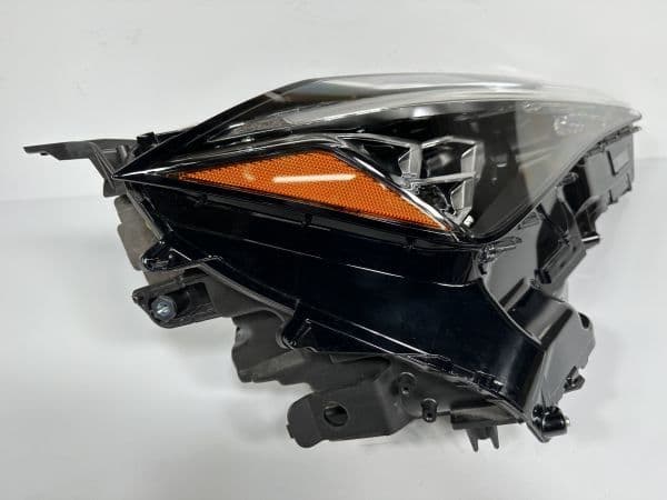 Used]Lexus UX250h/UX200 MZAH10/MZAH15/MZAA10 Genuine Right
