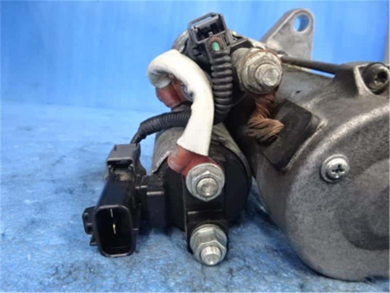 Used]Toyota Genuine Esquire ZRR80G starter motor 28100-37101