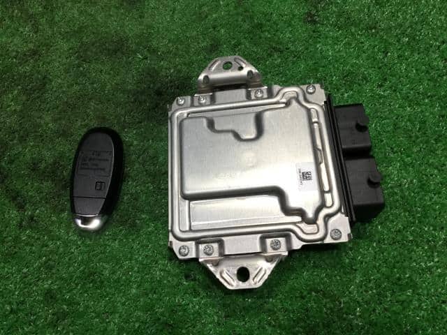 YA11S SX4 エンジンコンピューター No.2794 New & Used SUZUKI SX4