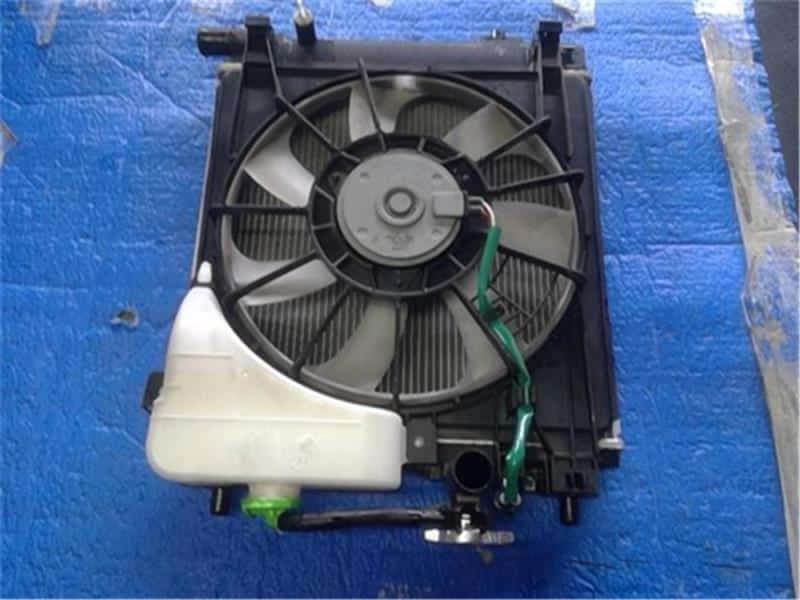 [Used]Radiator SUZUKI Wagon R 2014 DBA-MH34S - BE FORWARD Auto Parts