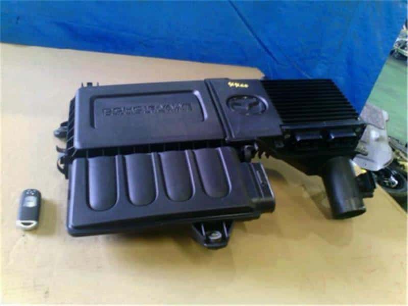 Used]Mazda Genuine Verisa DC5W Engine Control Unit / ECU ZYG4-18