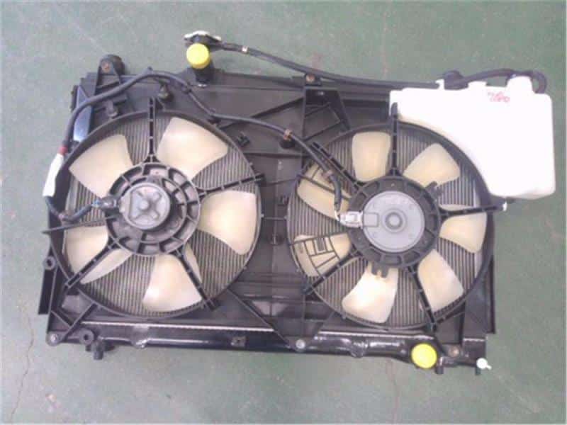 [Used]Radiator TOYOTA Noah 2007 DBA-ZRR70W - BE FORWARD Auto Parts