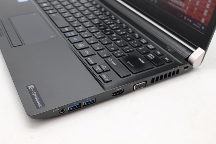 Used]quality goods 13.3 inches TOSHIBA dynabook R73D Windows11 six