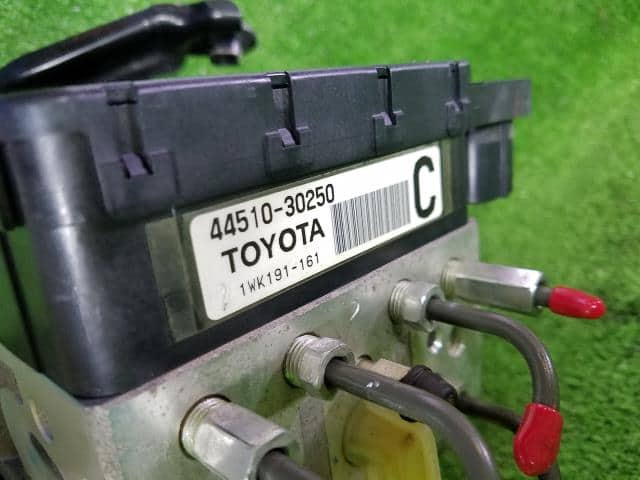 Used]ABS Actuator TOYOTA Crown 2013 DAA-AWS210 4451030250 - BE