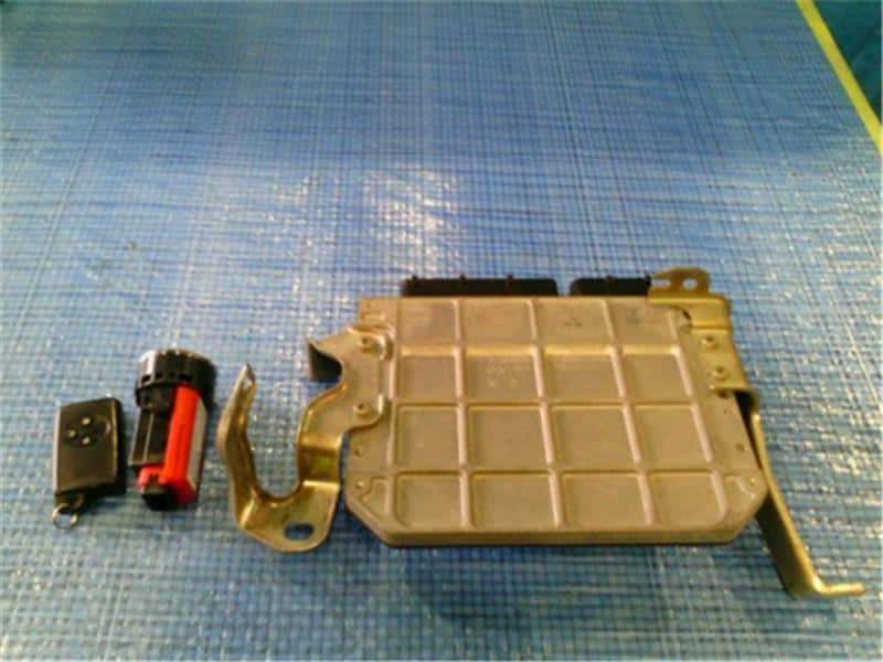 [Used]Engine Control Unit / ECU TOYOTA Corolla Axio 2008 DBA-ZRE142 ...
