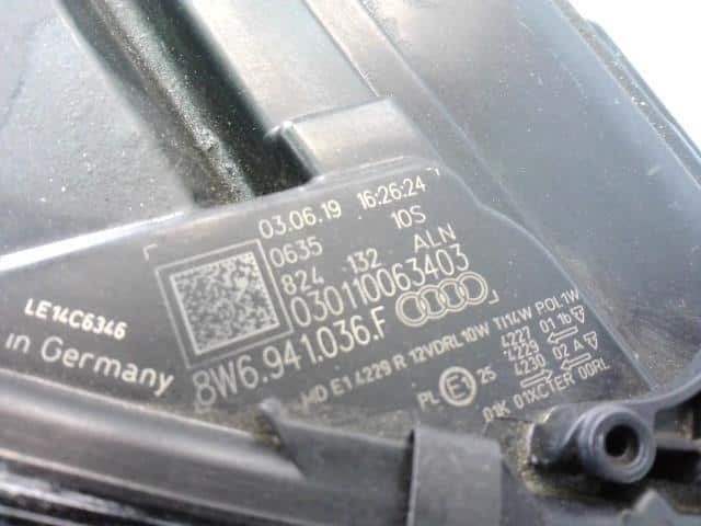 Used]Audi A5 WAUZZZF Right Headlight light 8W6941036F 8W0941036K