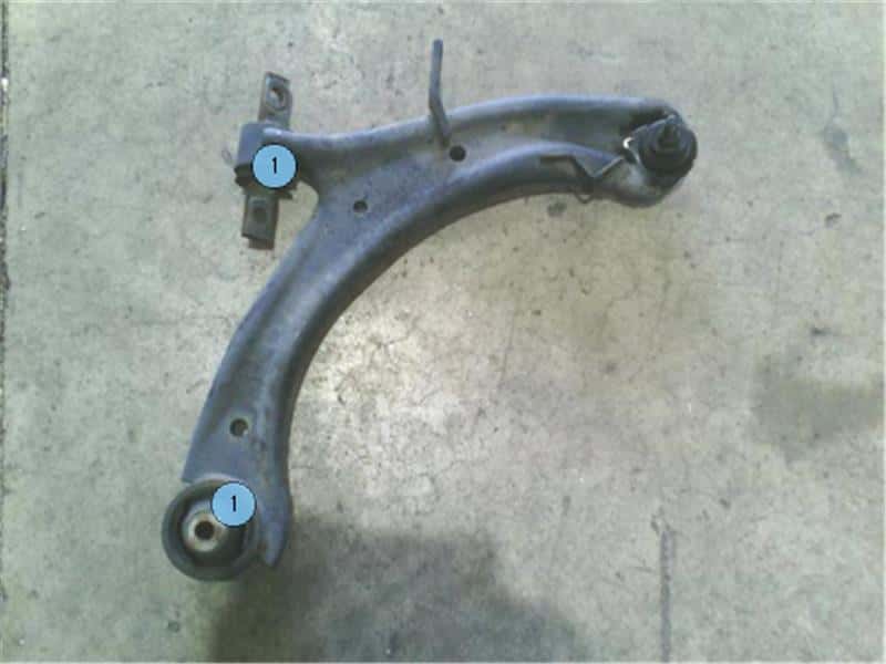 [Used]Front Right Lower Control Arm HONDA Step Wagon 2011 DBA-RK5 ...