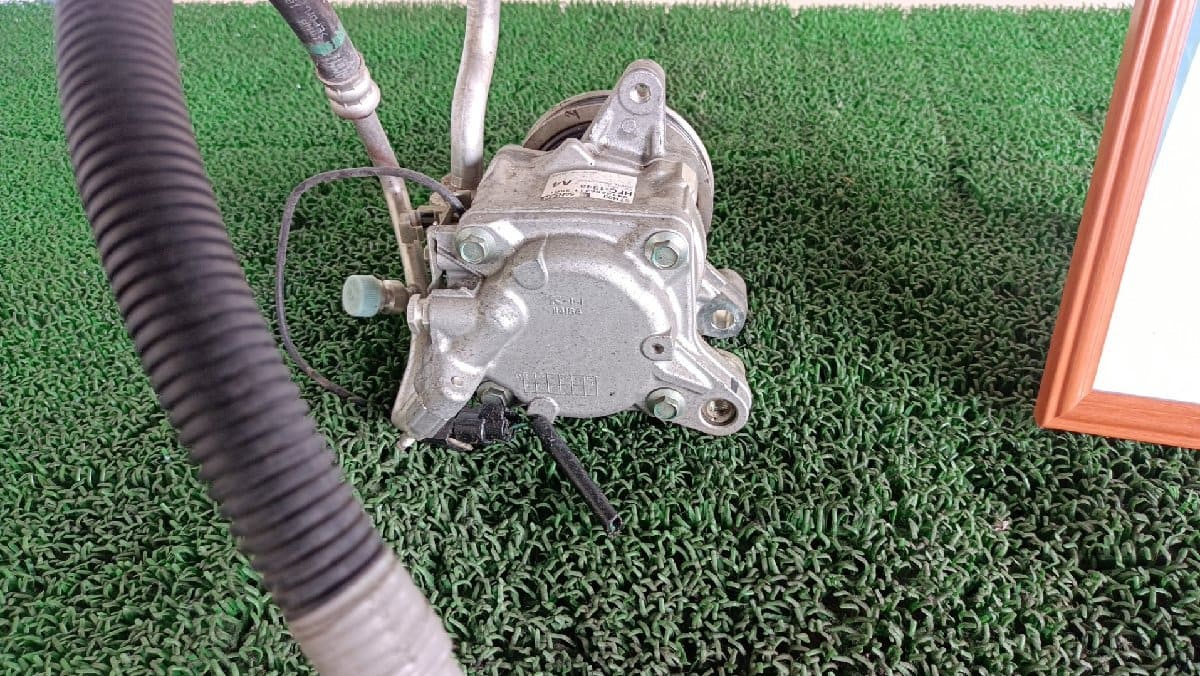 [Used]Honda airconditioner compressor NWGN custom DBAJH1 2014