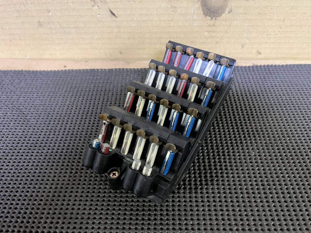 W124 fuses deals