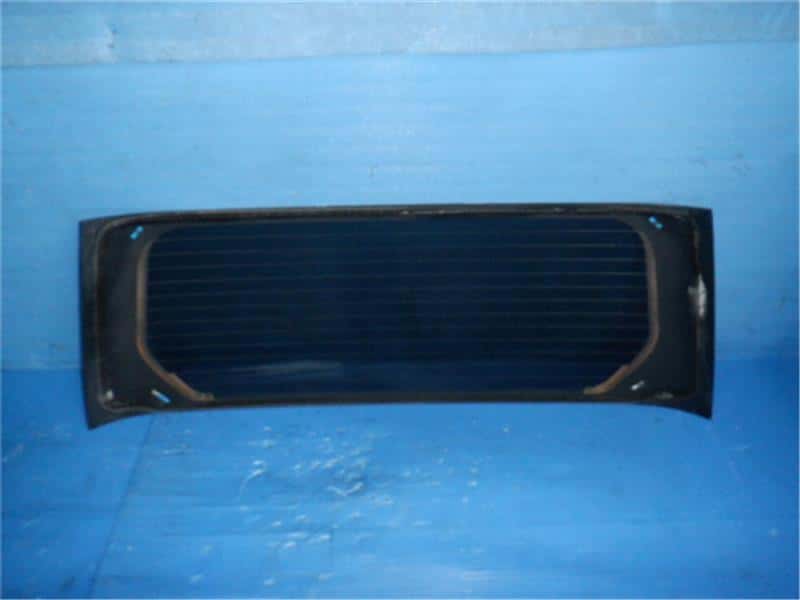 Used]Rear Window Glass SUZUKI Every 2006 ABA-DA64W 8457068H70 - BE