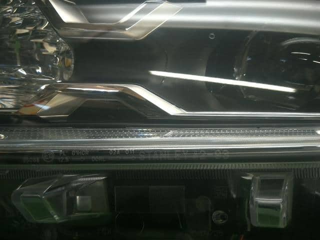 Used]Left Headlight TOYOTA RAV4 2020 6AA-AXAH54 8118542A23 - BE
