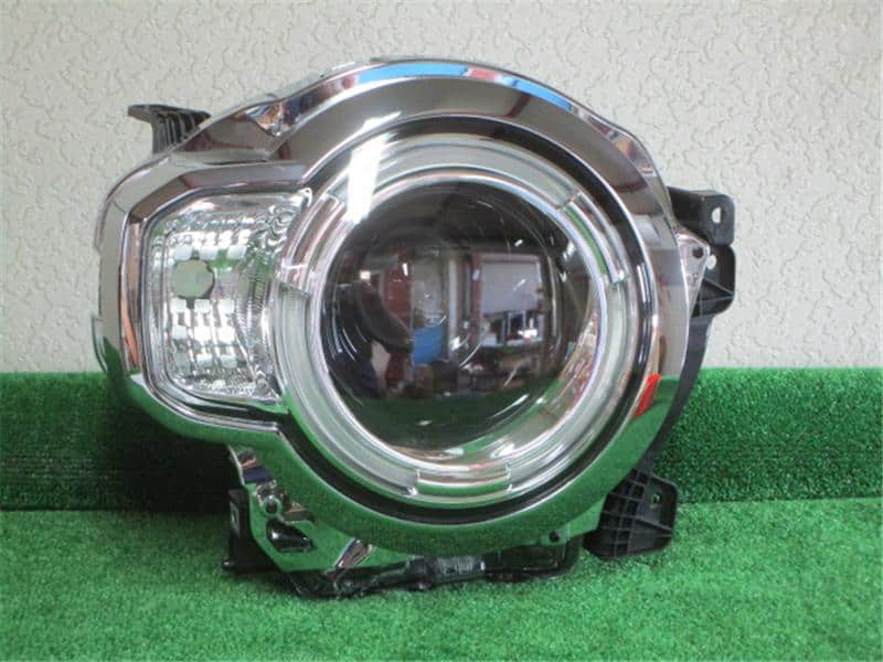 Used]Right Headlight SUZUKI Hustler 2023 5AA-MR92S 3512059S13 - BE
