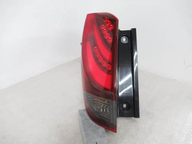 ヴェルファイア20 KOITO 58-35 右テールランプ　美品 ヴェルファイア20 KOITO 58-35 右テールランプ 美品 - メルカリ