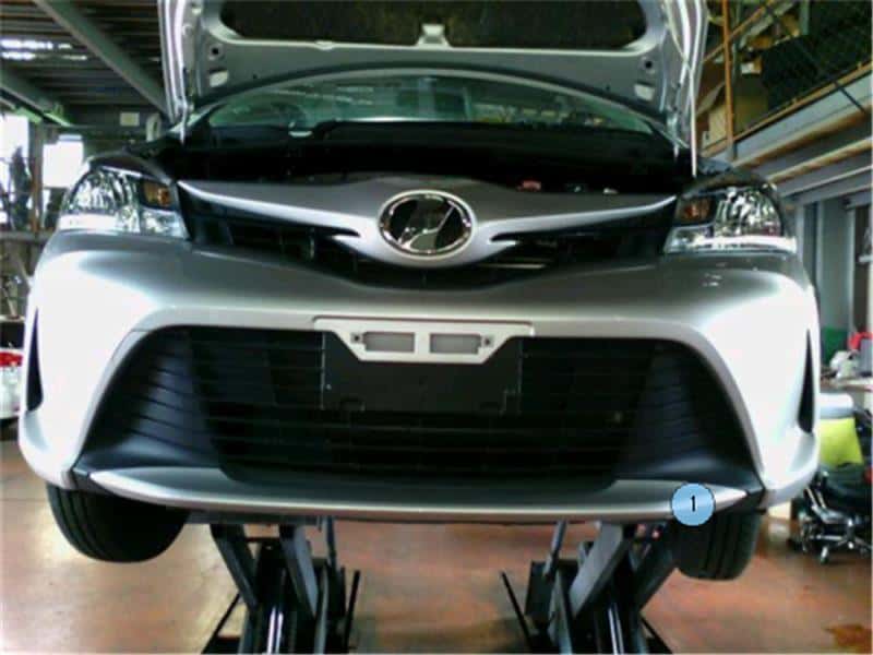 Used]Front Bumper TOYOTA Vitz 2015 DBA-KSP130 5211952760B0 - BE
