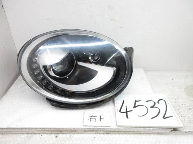 VWザ・ビートル16CBZ右側ヘッドライトSSB614SAEHG10(425) Used]Right Headlight VOLKSWAGEN The Beetle 2013 DBA-16CBZ