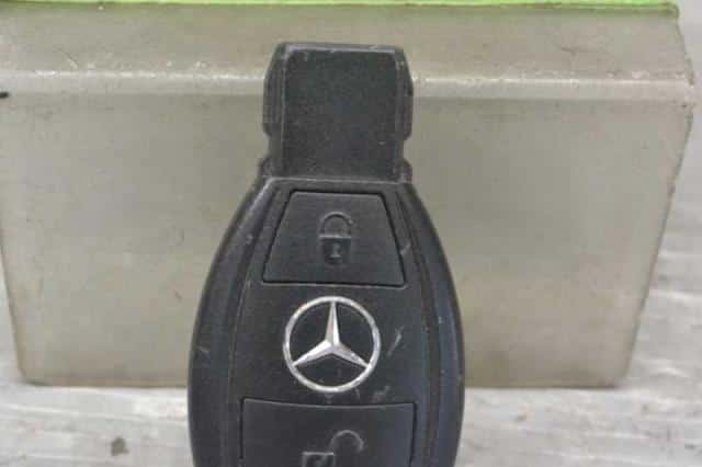 [Used]Keyless Entry Remote Control Key MERCEDES-BENZ Benz b class 2011 ...