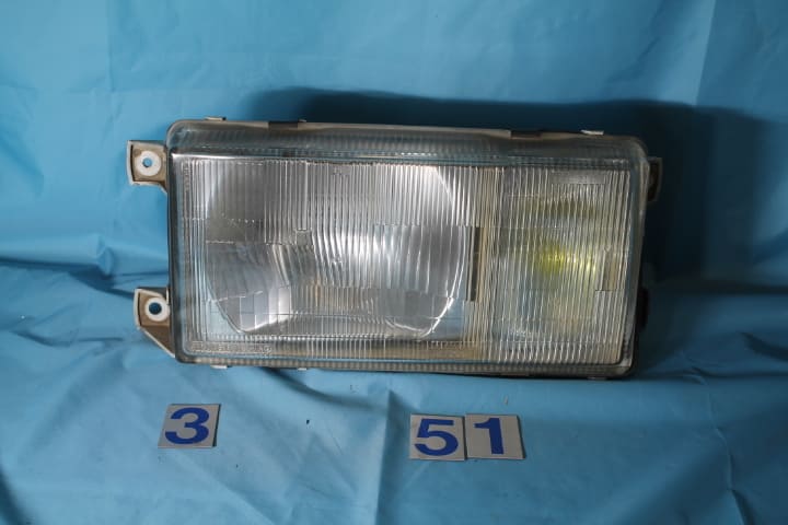 Used]Right headlight Nissan Caravan E24 - BE FORWARD Auto Parts