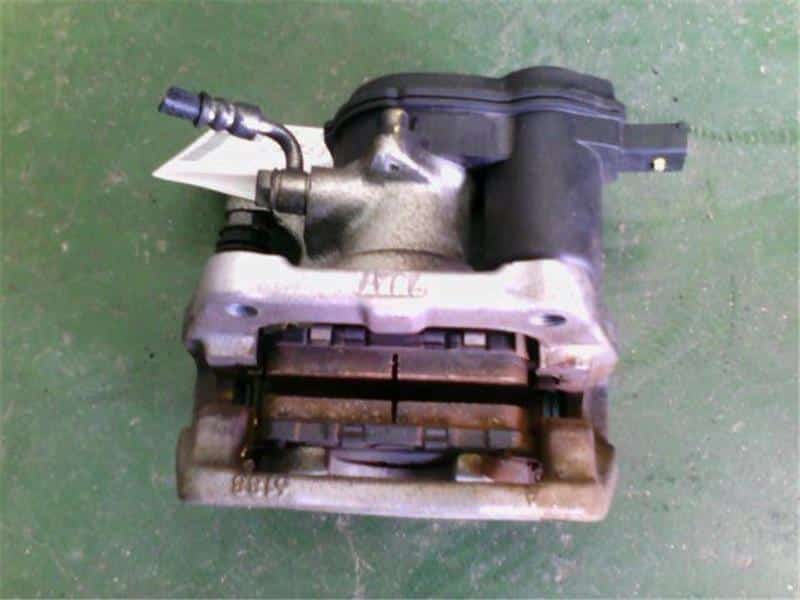 Used]Rear Right Brake Caliper HONDA Vezel 2017 DAA-RU3 - BE