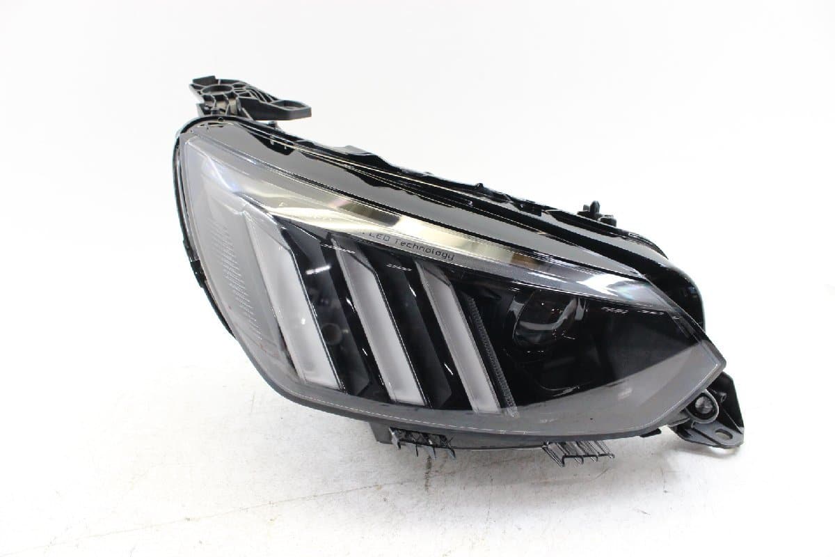 Peugeot 208 sale led headlights