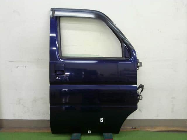 Used]Front Right Door Assembly HONDA Vamos 2010 ABA-HM1