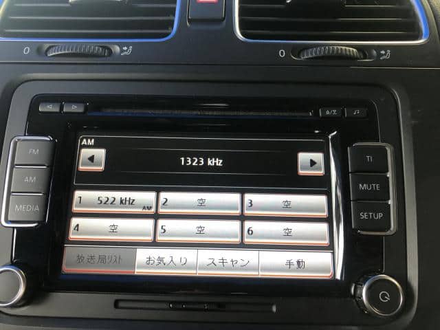 VW フォルクスワーゲン 純正デッキ CDプレーヤー チェンジャー ラジオ