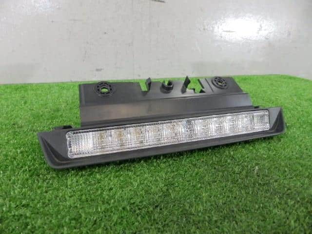 Used]Third Brake Light HONDA Step Wagon 2012 DBA-RK1 34270SZWJ11