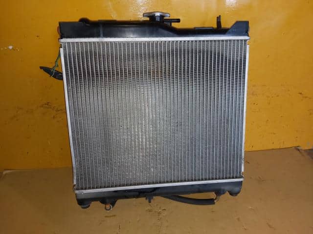 [Used]Radiator SUZUKI Jimny 2004 TA-JB23W 1770080A10 - BE FORWARD Auto ...