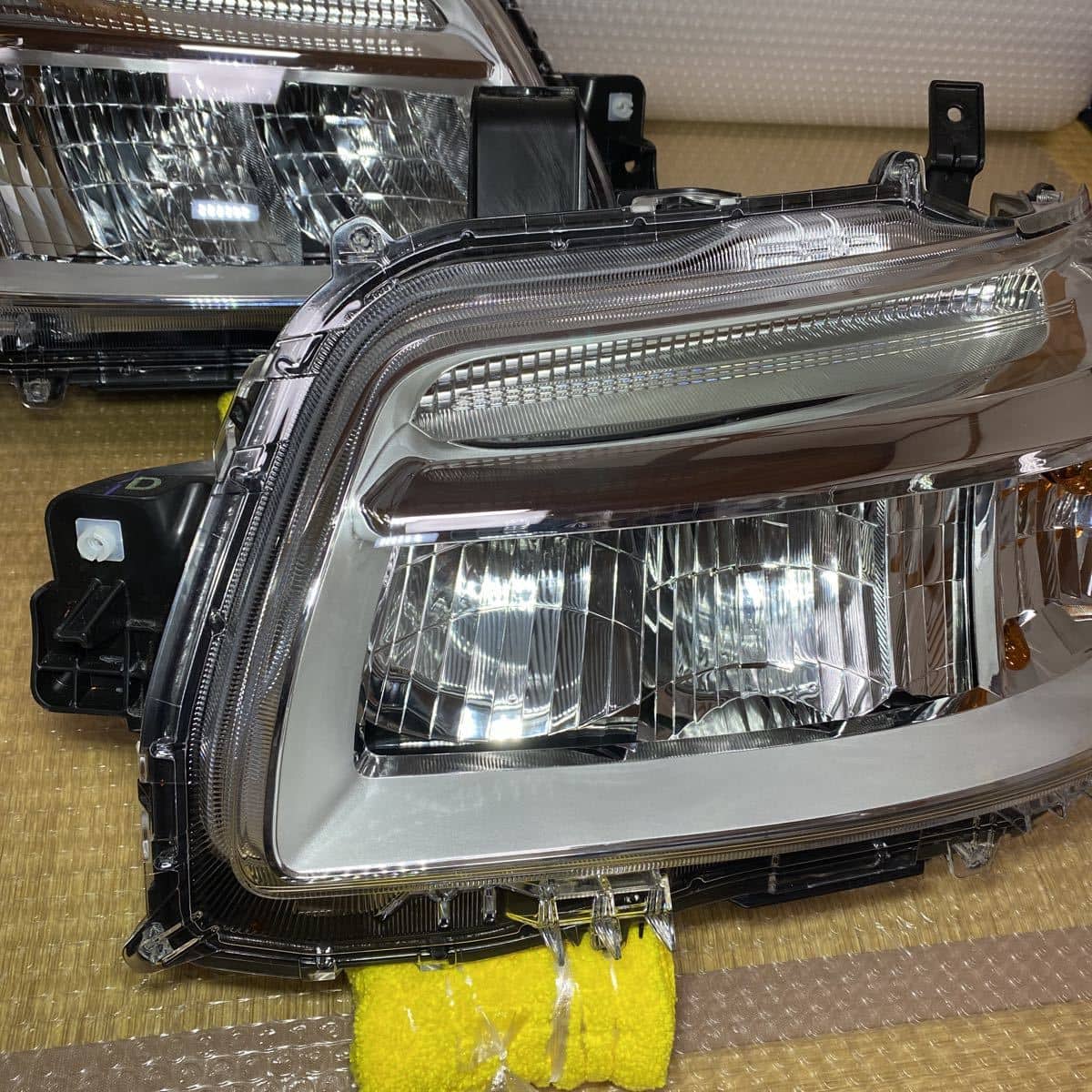 Used] Toyota Townace van S403M S413M Late Model Genuine LED headlight right  and left set KOITO 100-8J009 right and left Townace D - BE FORWARD Auto  Parts