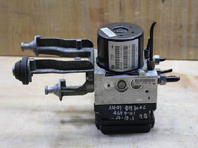 Used] ABS Control Module CHRYSLER 300C 2012 P68157545AB - BE