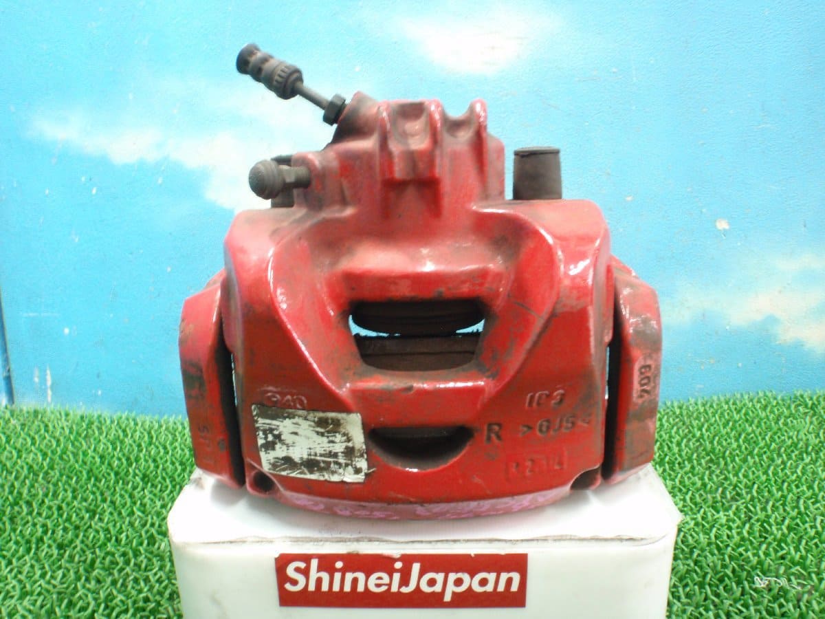 [Used]★ A9C5F03 Peugeot 208 GTi Front brakes caliper Right 351047JJ