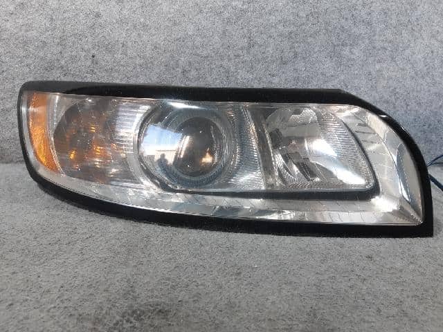 2008 volvo s40 headlight deals