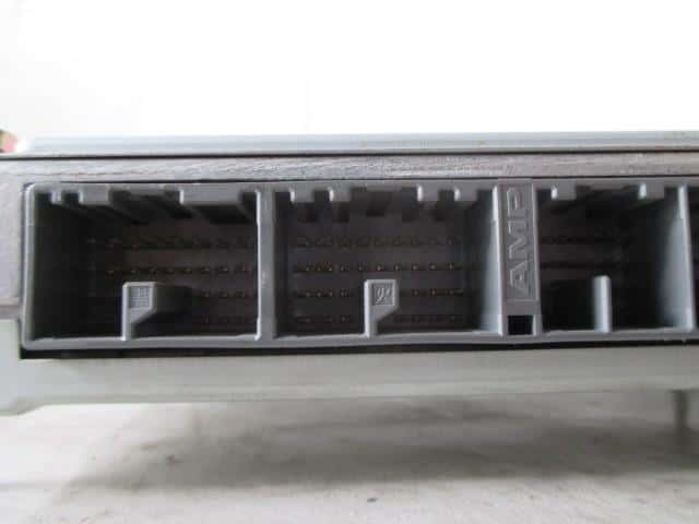 Used]Engine Control Unit / ECU Mitsubishi Fuso Fuso largesize car 