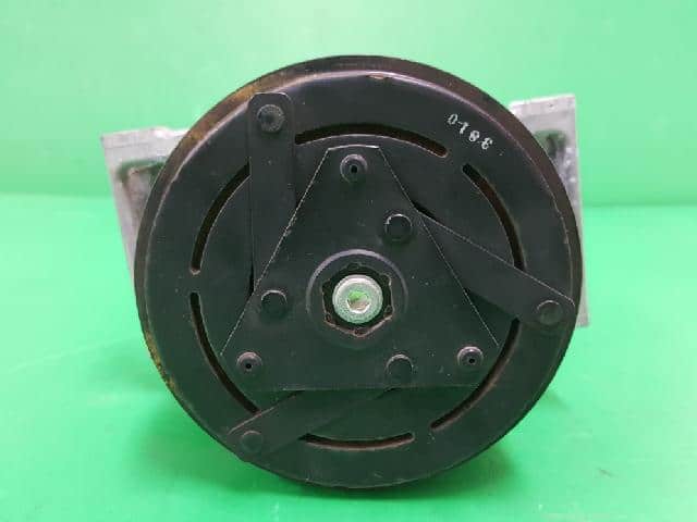 Used]A/C Compressor Renault Samsung Safran Platinum 2014 92600