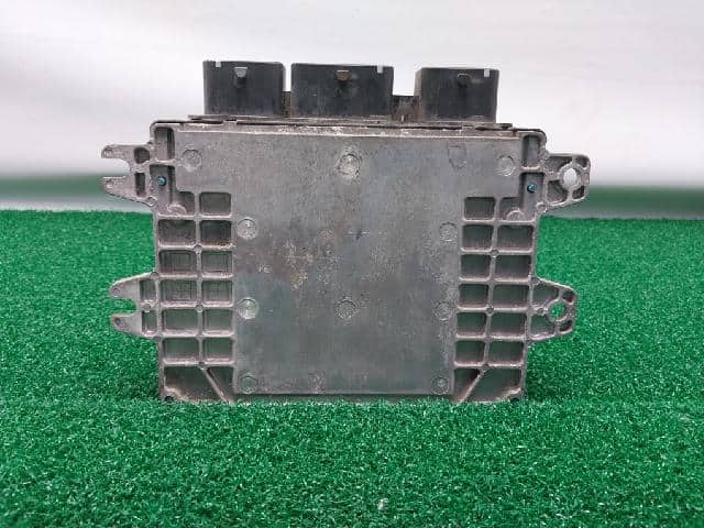 Used]Engine Control Unit / ECU NISSAN Cube 2008 A56-B07 - BE