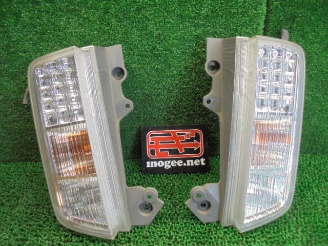TE52 NISSAN ELGRAND back light