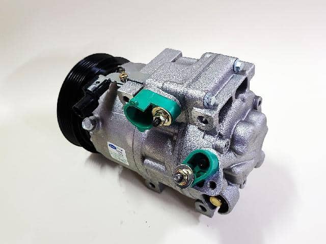Used]A/C Compressor KIA Grand Sedona 97701-4D610 - BE FORWARD Auto