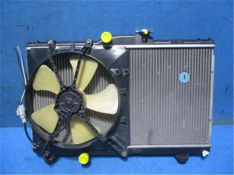 [Used]Radiator TOYOTA COROLLA 1998 GF-EE111 1640015670 - BE FORWARD ...