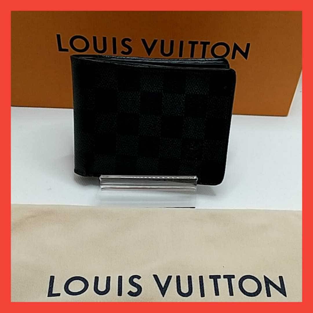 Used ruivitondamiegurafittoporutofoiyumyurutipuru folio wallet