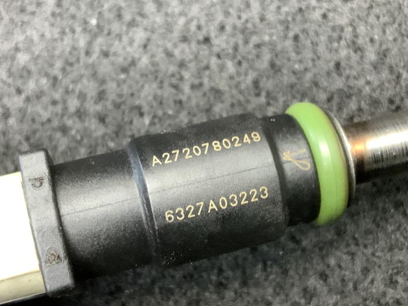 [Used]MB167 C216 CL550 AMG sports P M273 injector No2 A2720780249 ...